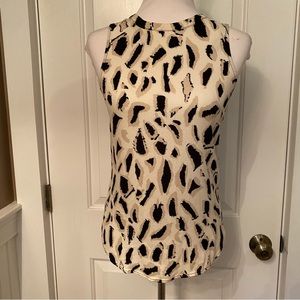 ZARA TOP SLEEVELESS BLOUSE TANK CREAM BLACK ANIMAL PRINT KEYHOLE BUTTON SIZE XS